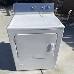 maytag dryer gas heavy duty super capacity good condition delivery and installation available 