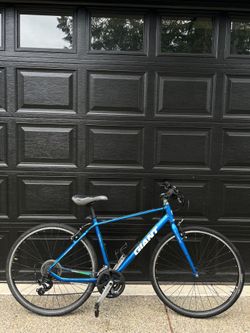 Giant 3  ercape Hybrid Bike