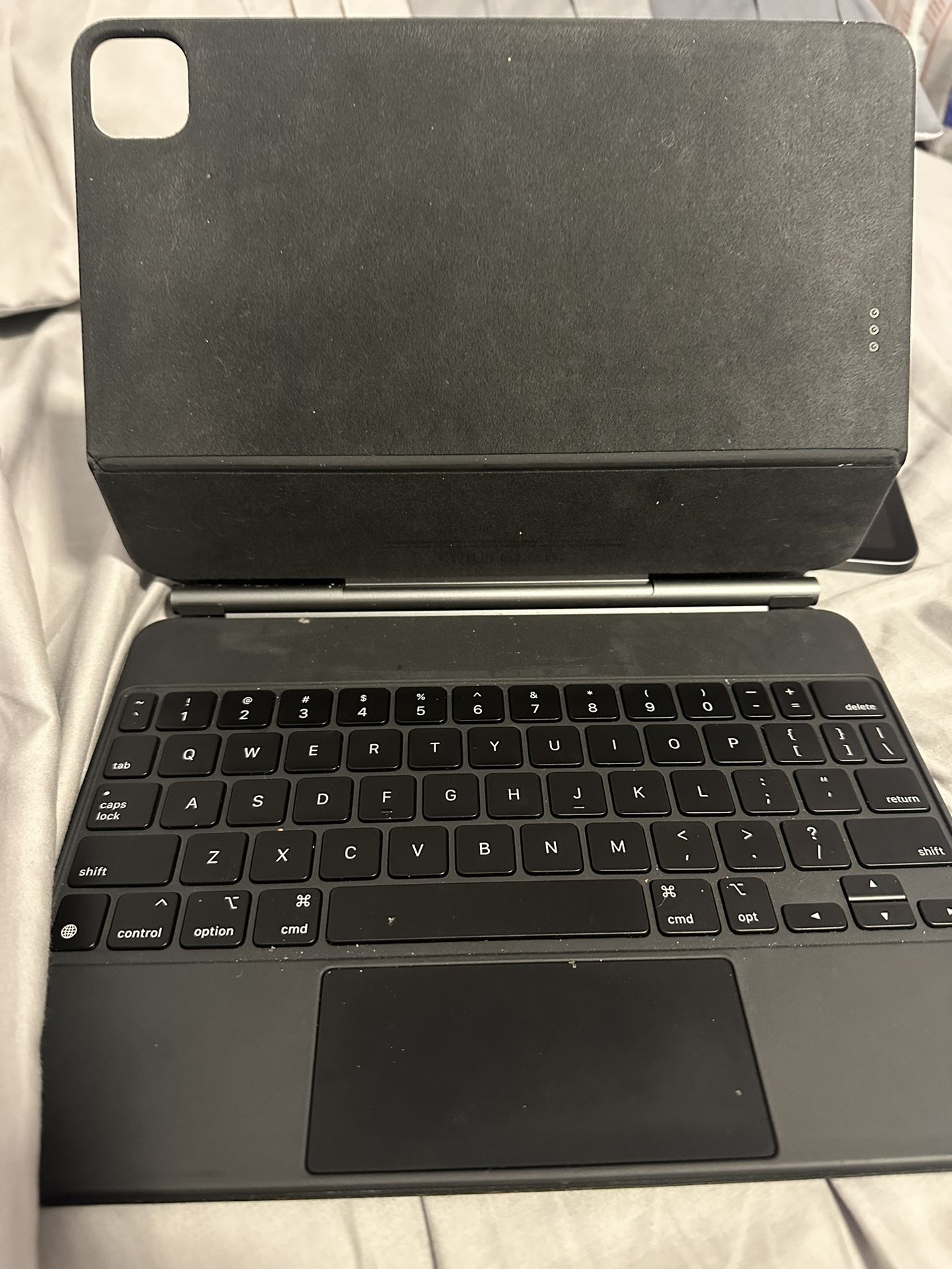 Magic Keyboard