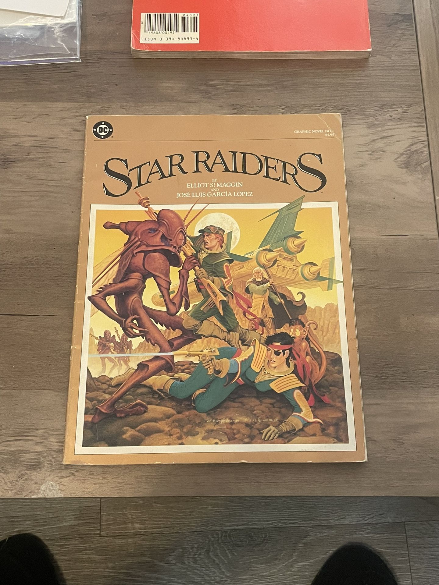"STAR RAIDERS" DC Graphic Novel #1 (1983) ATARI 1st Print ELLIOT S. MAGGIN