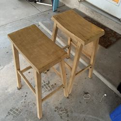 Set Of 2 Stools 