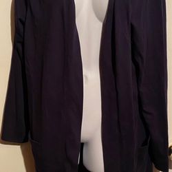 #595 Ladies Xl Blue Cardigan Sweater. 
