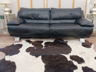 Leather Italian Sofa-- Itsofa Black Couch. Delivery 