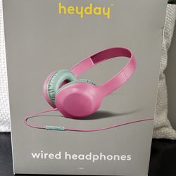 Kids candy pink wired head phones with built in mic and foam cushions NEW