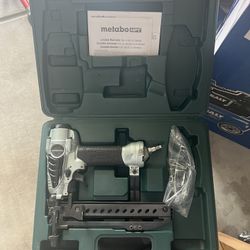 Metabo HPT N3804AB3M Narrow Crown Stapler