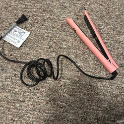 Pink Straight Ahead Straightener
