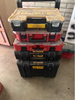 Toolbox the 3 wall. And  2 Milwaukee.