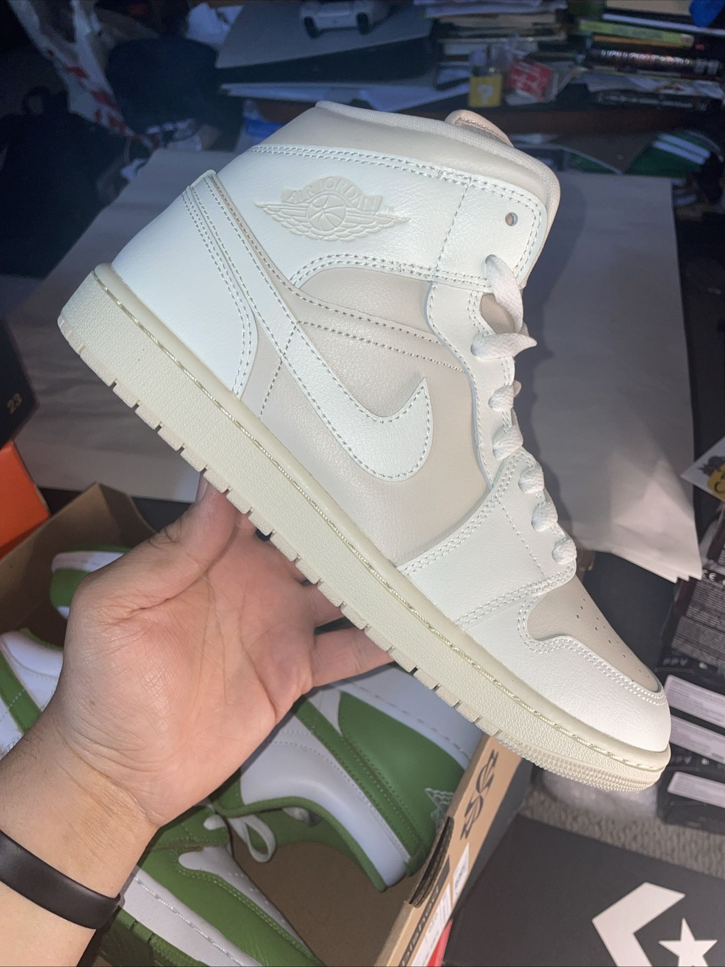 Nike Jordan 1 Mid Light Legend Brown Men Sneakers