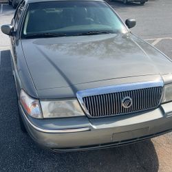 2003 Mercury Grand Marquis