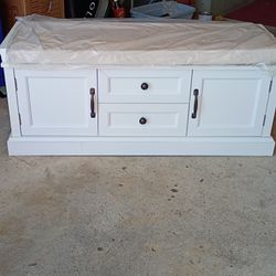 NEW WHITE WOODEN STORAGE BENCH 