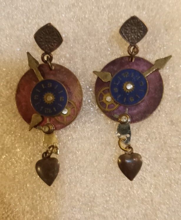 Earings Vintage Clock Desighn