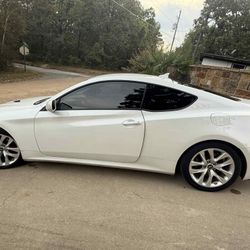 2013 Hyundai Genesis Coupe