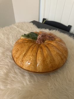 Vintage Pumpkin 10in Pie Keeper