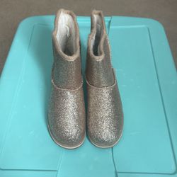 Size 3 Gold Glitter Boots