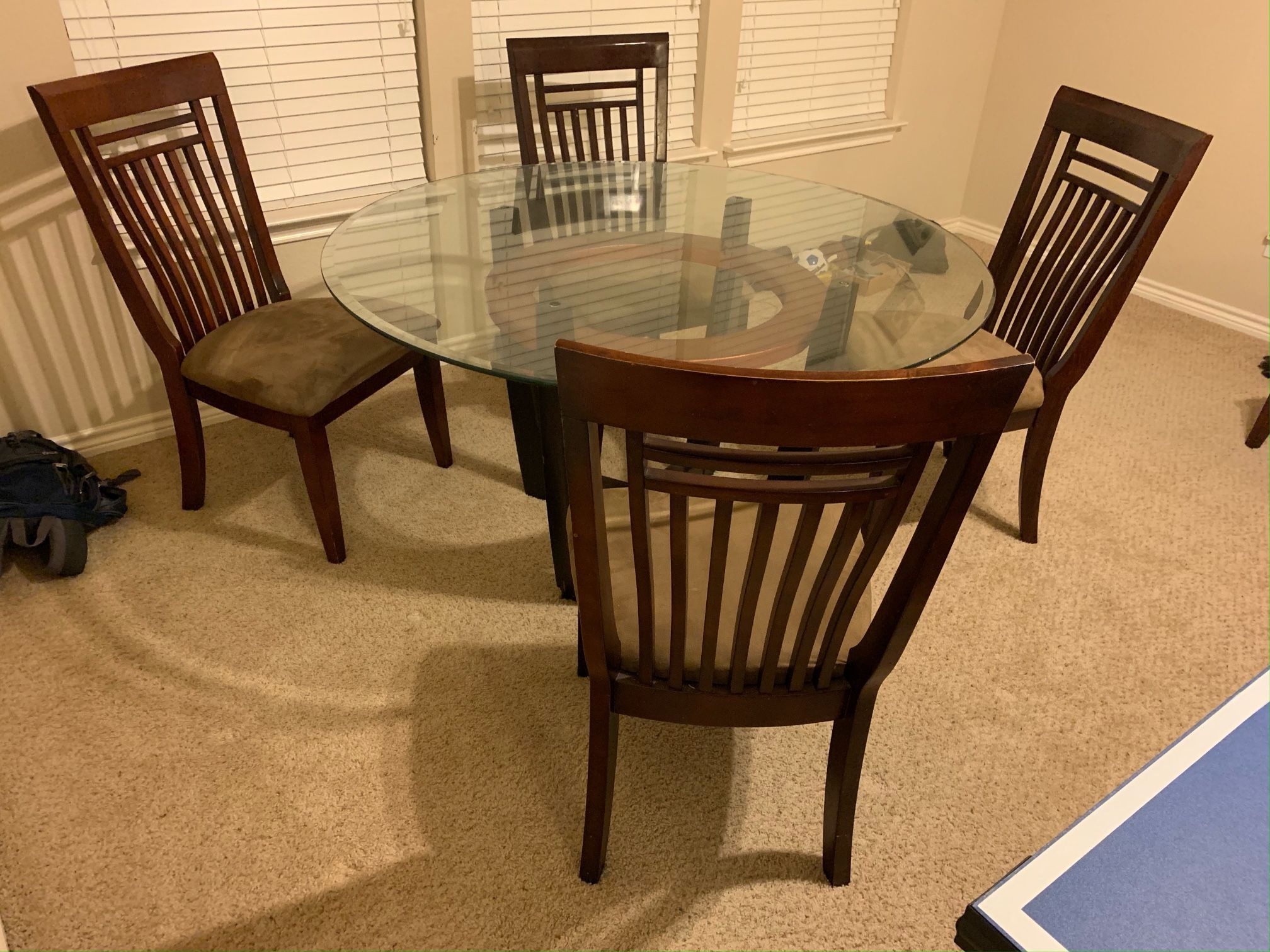 Round Glass Breakfast Table with Chairs