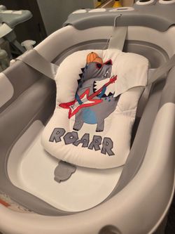 FREE BABY BATHTUB
