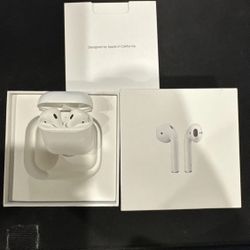 Apple AirPods 2nd Generation with Charging Case - White