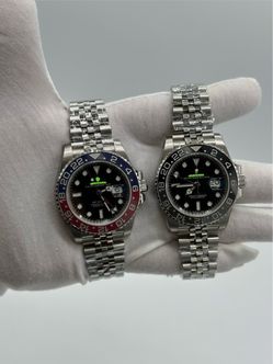 Luxury watch movements Swiss