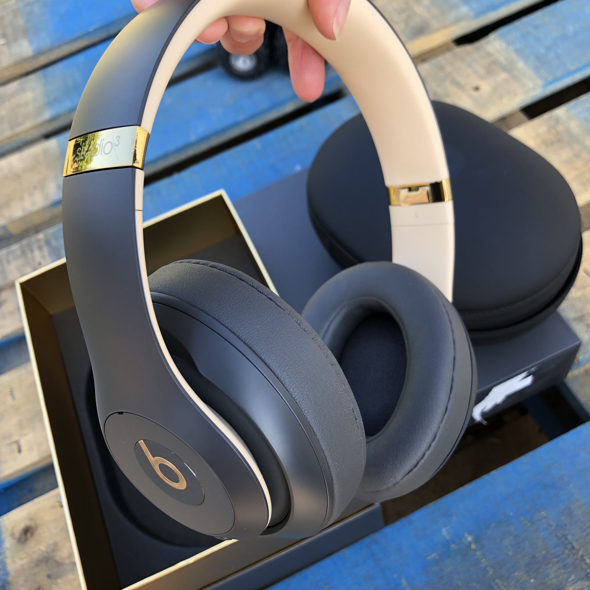 Beats Studio 3 Wireless Bluetooth headphones Over Ear shadow Gray @2019 New Model 💯 Authentic 💪💪