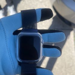 Apple Watch SE 