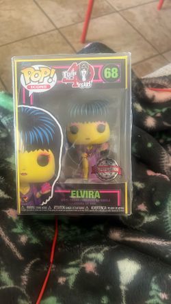 Elvira Funko Pop