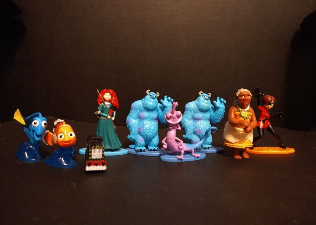 Disney Pixar Figure lot