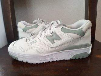 New condition size 7 Men's.  8.5 Women $35