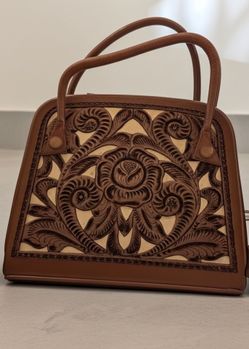 Hand tooled leather Purse, (Same purse with different designs on each side)