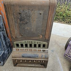 Prewar Goretta & Co Cigarette Machine