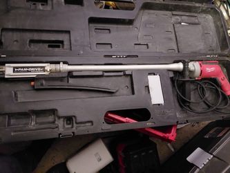 Milwaukee Corded Extended Screw Gun