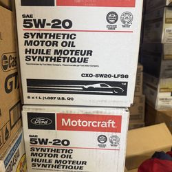 Ford Motorcraft 5W20 Synthetic 6 Quarts