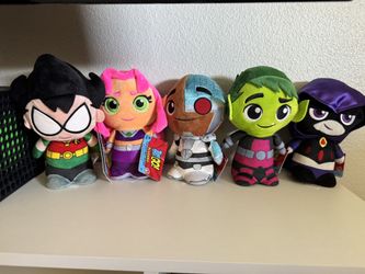 Teen Titans Plush Set
