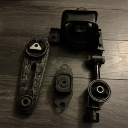 Nissan Versa Nissan Cube Motor Mounts 