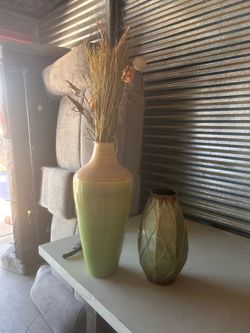 Decorative vases