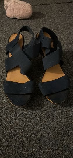 American Eagle heels