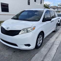 2014 Toyota Sienna
