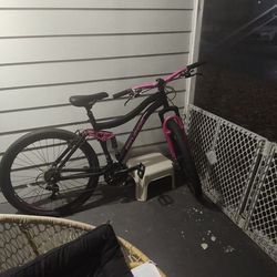 Genesis Maeve Mtn Bike