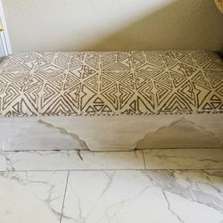 Sitting Bench 