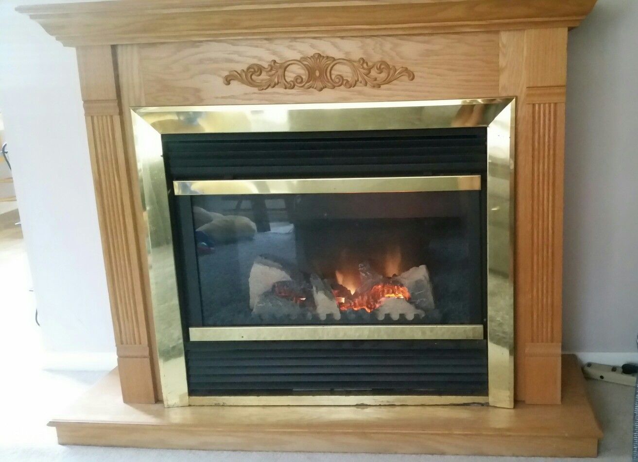 PYROMASTER ELECTRIC FIREPLACE (MODEL #HEF33) for Sale in Ocean City, NJ -  OfferUp