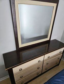Contemporary Wood 6-Drawer Dresser w/Mirror