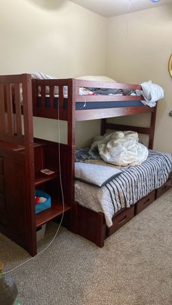 Bunk bed