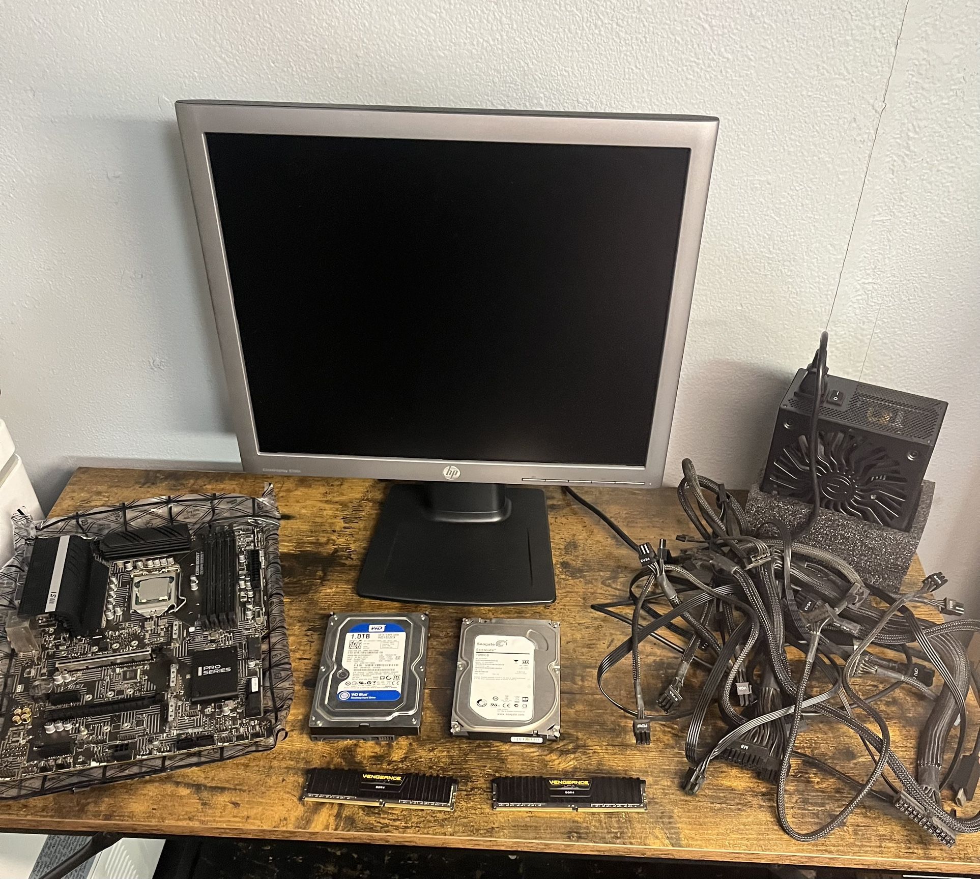 ELECTRONICS EVERYTHING MUST GO