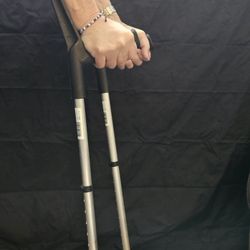 Arm Crutches 