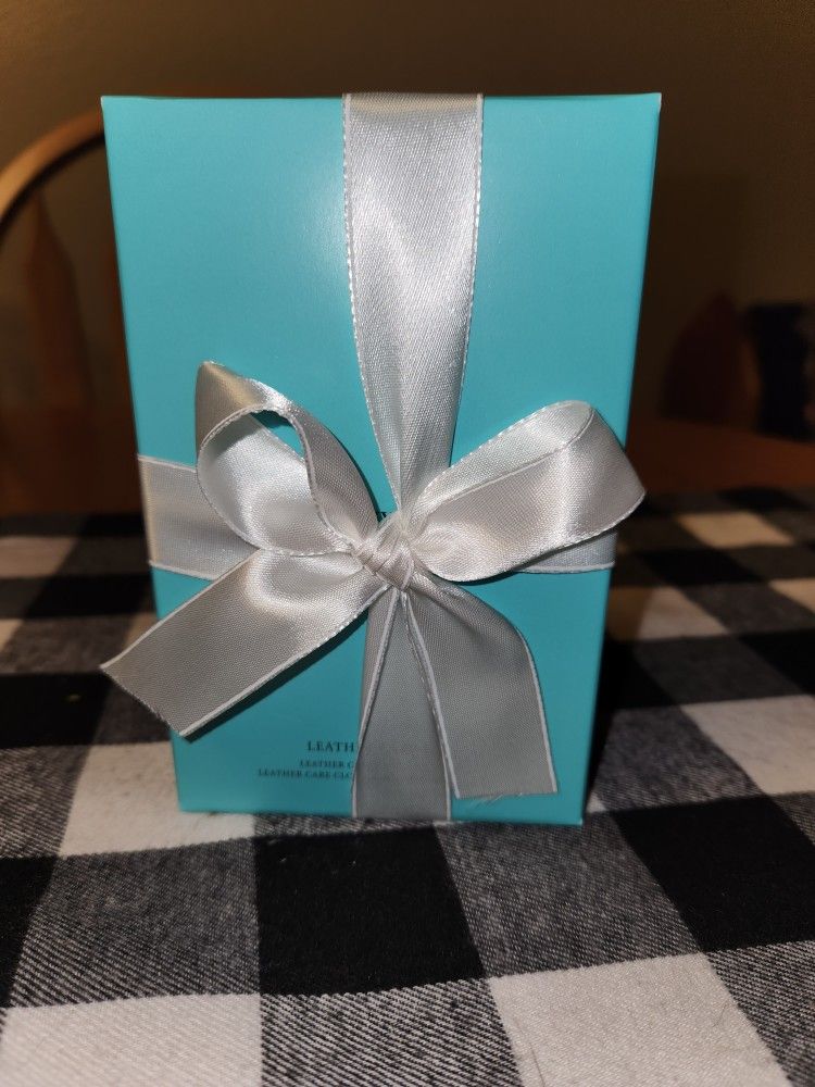 Tiffany & Co Leather Care Kit