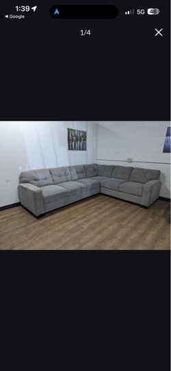 Annadale Tufted Grey Fabric Sectional
