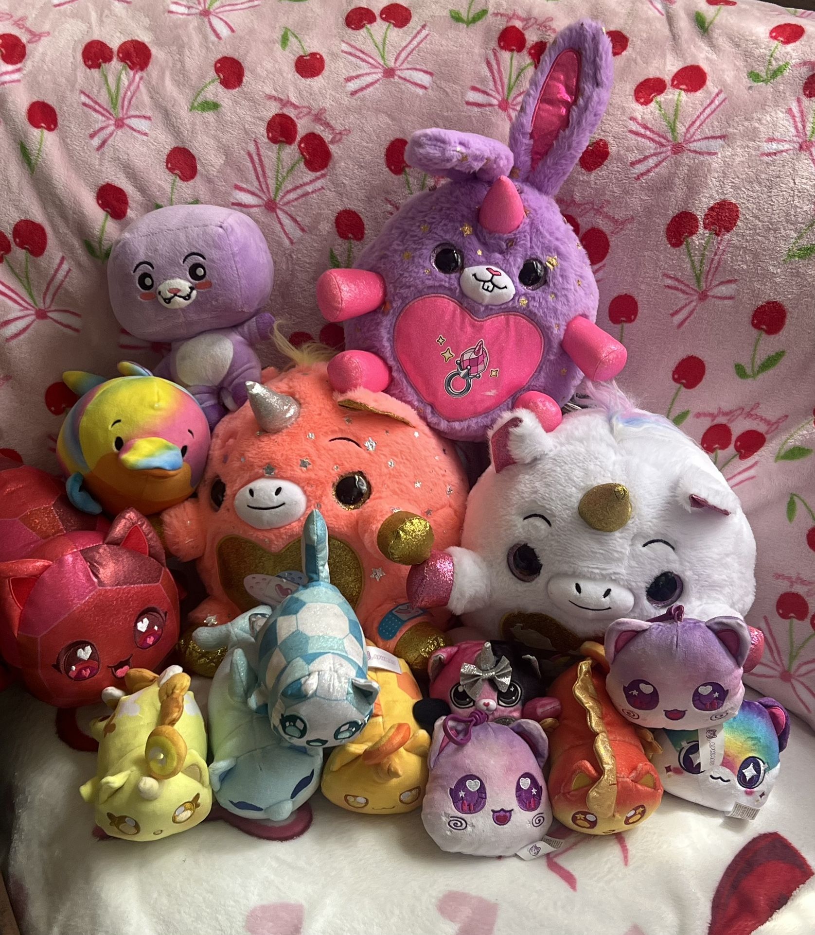 Mee Meow Plushies And Unicorn Plushies