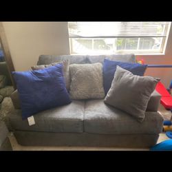 Couch, Loveseat & Carpet Combo