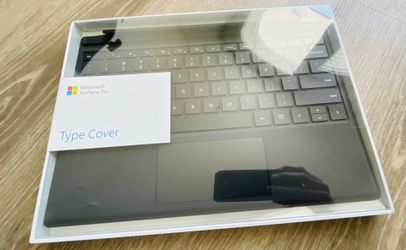 Brand New Microsoft Surface Pro Type Cover (Keyboard)