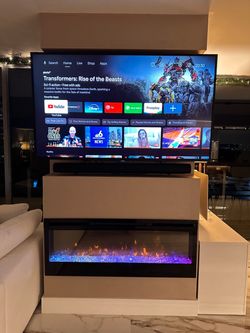 Excellent Sony 65" 4K Ultra HD Smart TV