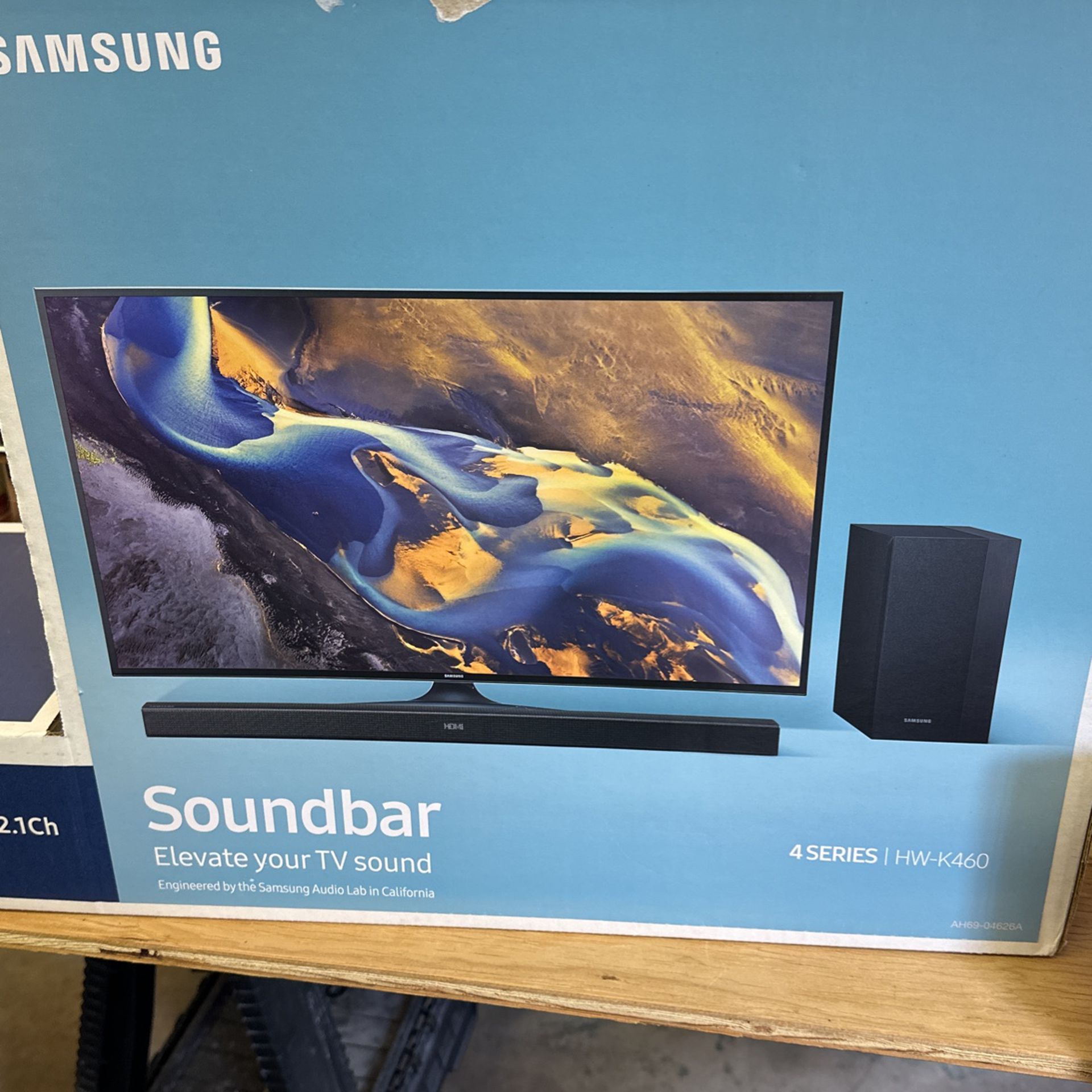 Samsung Soundbar System Model HW-K460 Wireless Subwoofer BRAND NEW! 